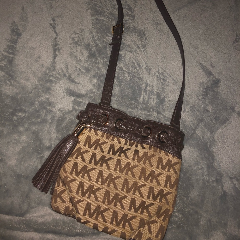Michael Kors crossbody